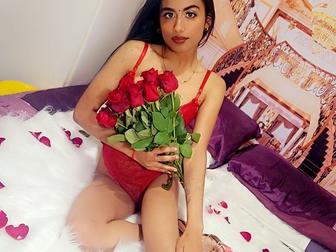 Indian_BootyLicious1