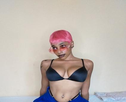 Girl Alone - Sexysandy1