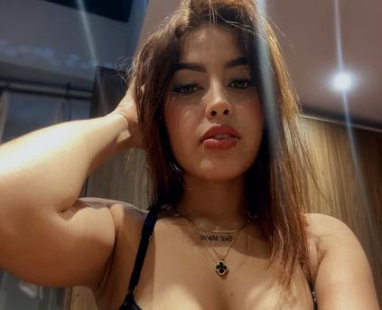 Girl Alone - ArianaSilva