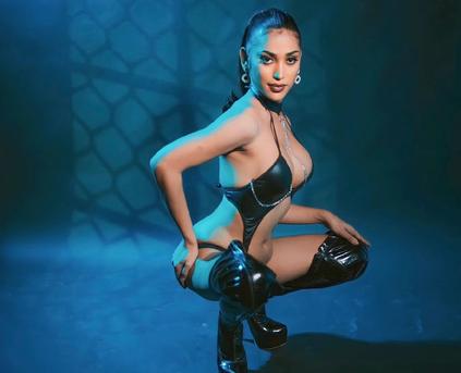 Trans - Kathalina_Goddess