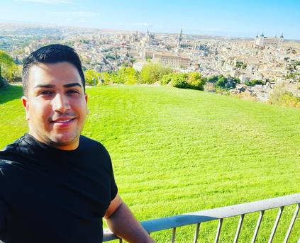 Guy Alone (Gay) - georgelouis