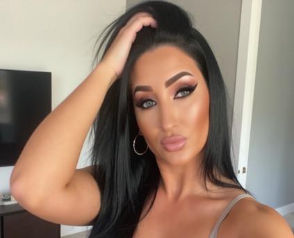 Girl Alone - MaryTia29