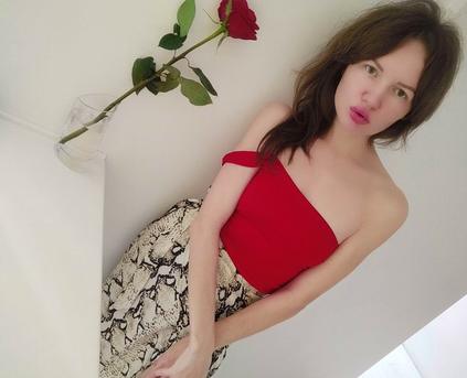 Friends & Romance - IrisShadow