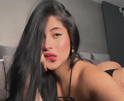 Girl Alone - JulietaClark