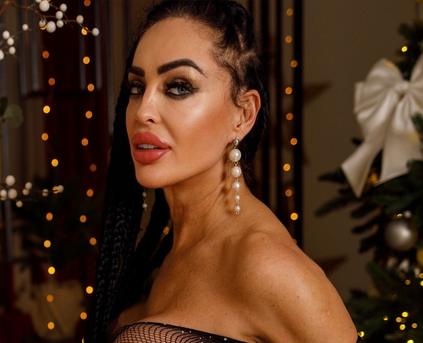Girl Alone - NinaElite86