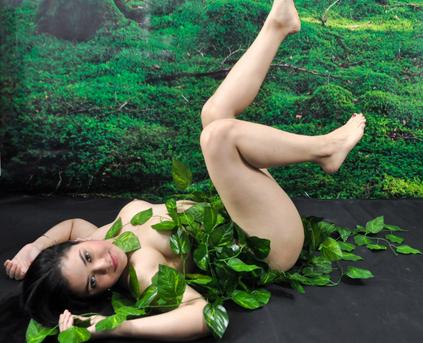 Girl Alone - DulcesMiell77