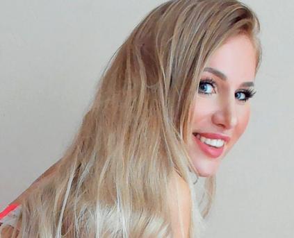 Friends & Romance - JanetteFox