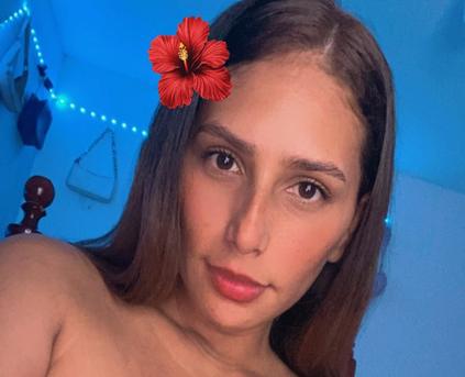 Girl Alone - princesvenusRed