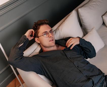 Guy Alone (Gay) - RandyHarris