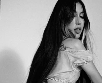 Girl Alone - Yakisha