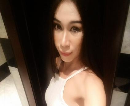 Girl Alone - Helen_Np