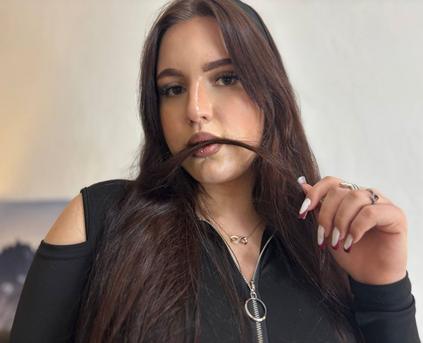 Girl Alone - avery_flores