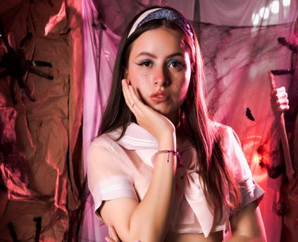 Girl Alone - Genesis_Montes