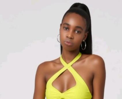 Girl Alone - PRITTYAMBERR