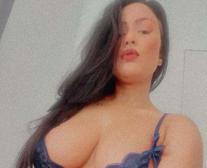 Girl Alone - ROYALBABESweet