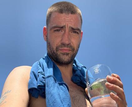 Guy Alone (Gay) - SubSlutHnH