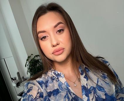 Girl Alone - Milanalovex