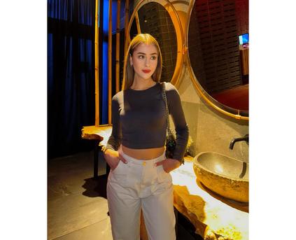 Friends & Romance - AmourElla