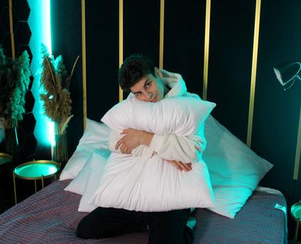 Guy Alone (Gay) - Jack_Won