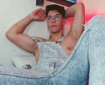 Guy Alone (Gay) - jordanpatrick