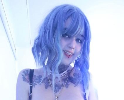 Girl Alone - RavenCelestee