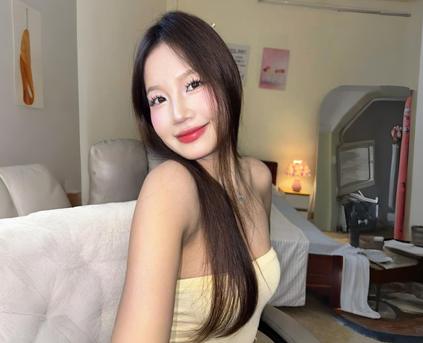 Girl Alone - Jennieeee