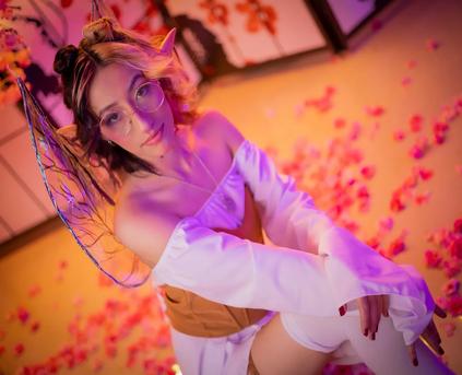 Girl Alone - MitsuriKibutsuji