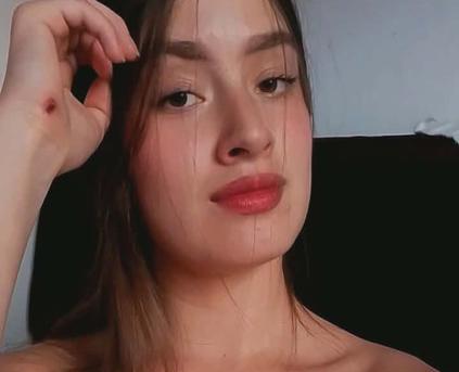 Girl Alone - KendalPetite
