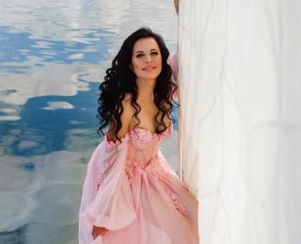 Shy Girl Alone - LilithVice