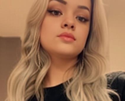 Girl Alone - Antooniia_